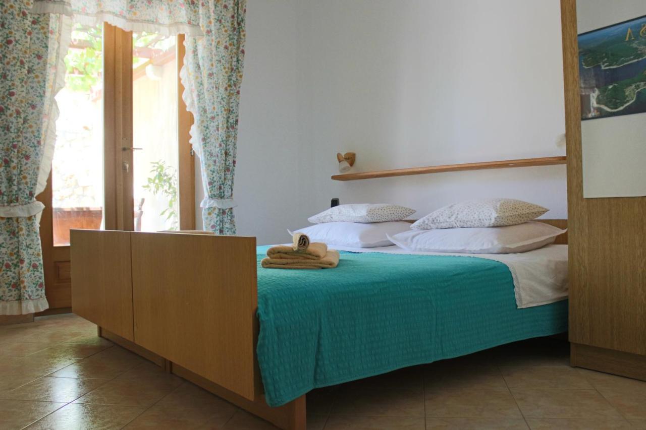 Seaside Secluded Apartments Zavala, Hvar - 15357 Jelsa (Hvar) Exterior foto